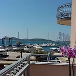 & Marina View Casa de hóspedes Vodice