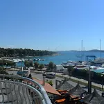 & Marina View Casa de hóspedes 3*