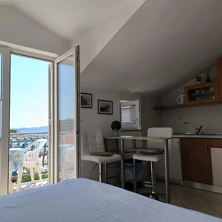 & Marina View 3*