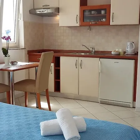 & Marina View Guest house 3*