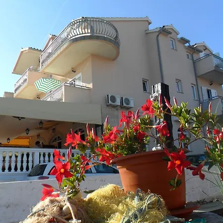 & Marina View 3*