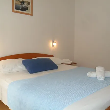 & Marina View וודיצה