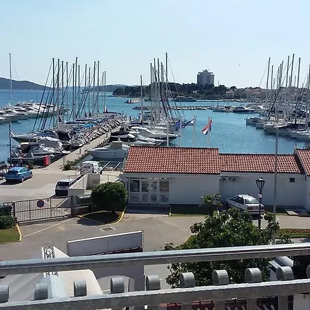 & Marina View 3*