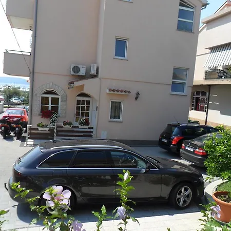 & Marina View Guest house