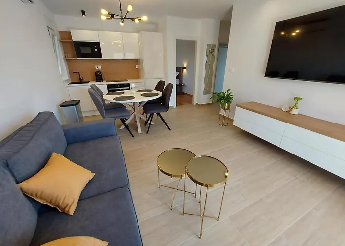 ゲストハウス & Marina View