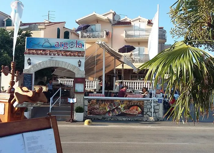 ゲストハウス & Marina View 3*