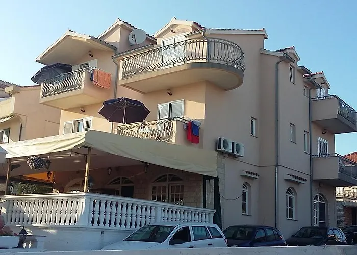 & Marina View ゲストハウス ヴォディツェ