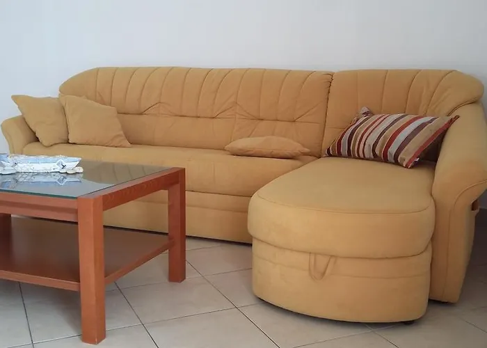 & Marina View ゲストハウス 3*