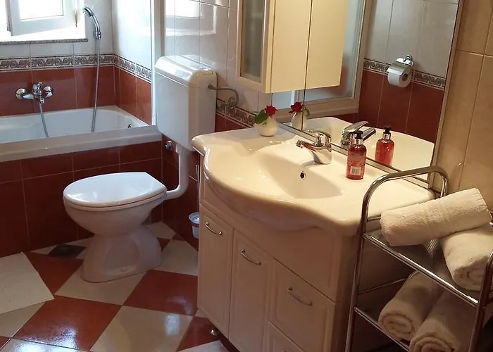 ゲストハウス & Marina View 3*