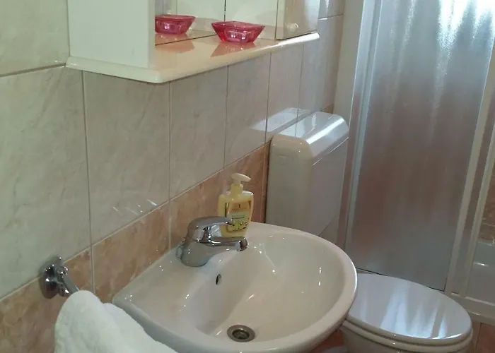 ゲストハウス & Marina View 3*