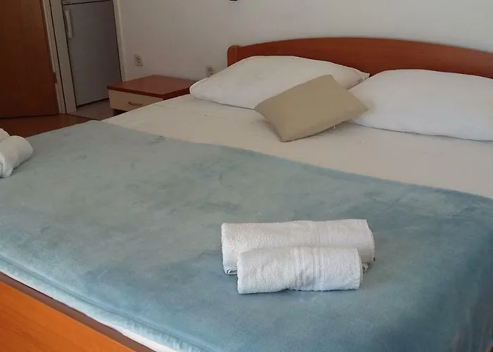 ゲストハウス & Marina View